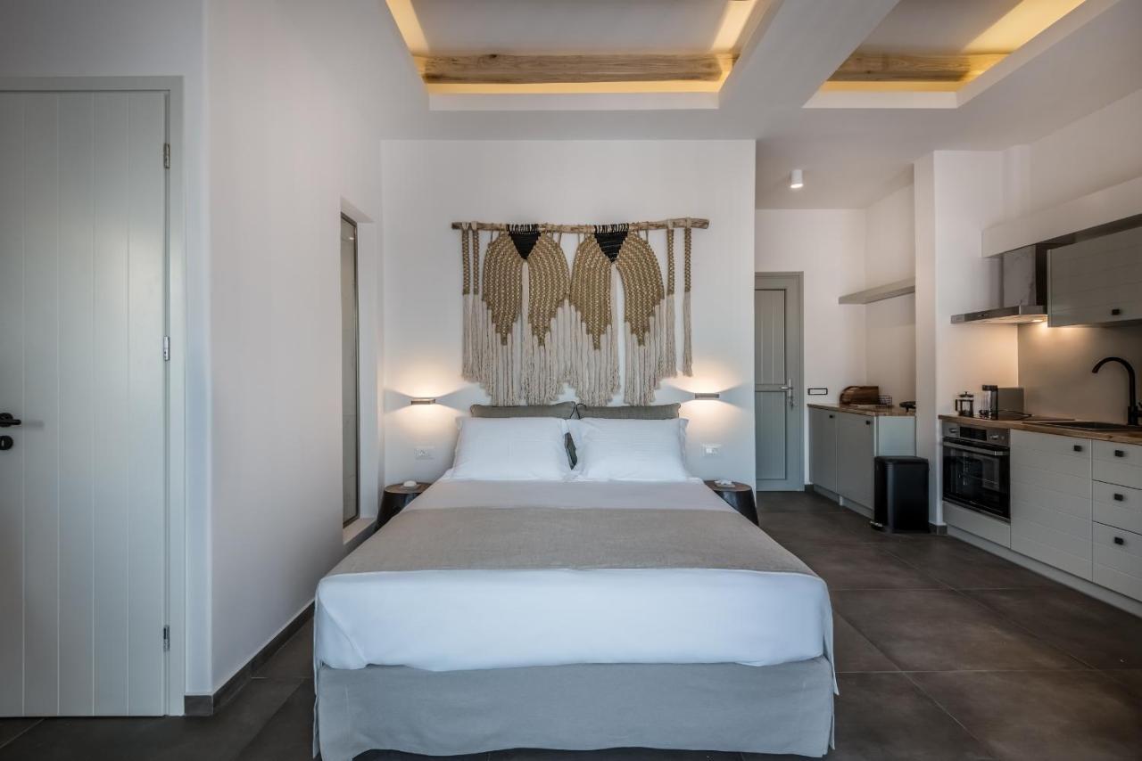 Vivere Luxury Suites Pera Gyalos Esterno foto