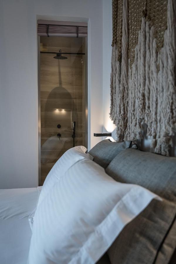 Vivere Luxury Suites Pera Gyalos Esterno foto