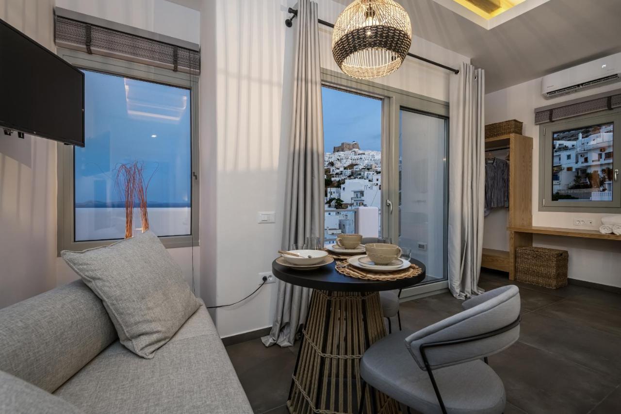 Vivere Luxury Suites Pera Gyalos Esterno foto