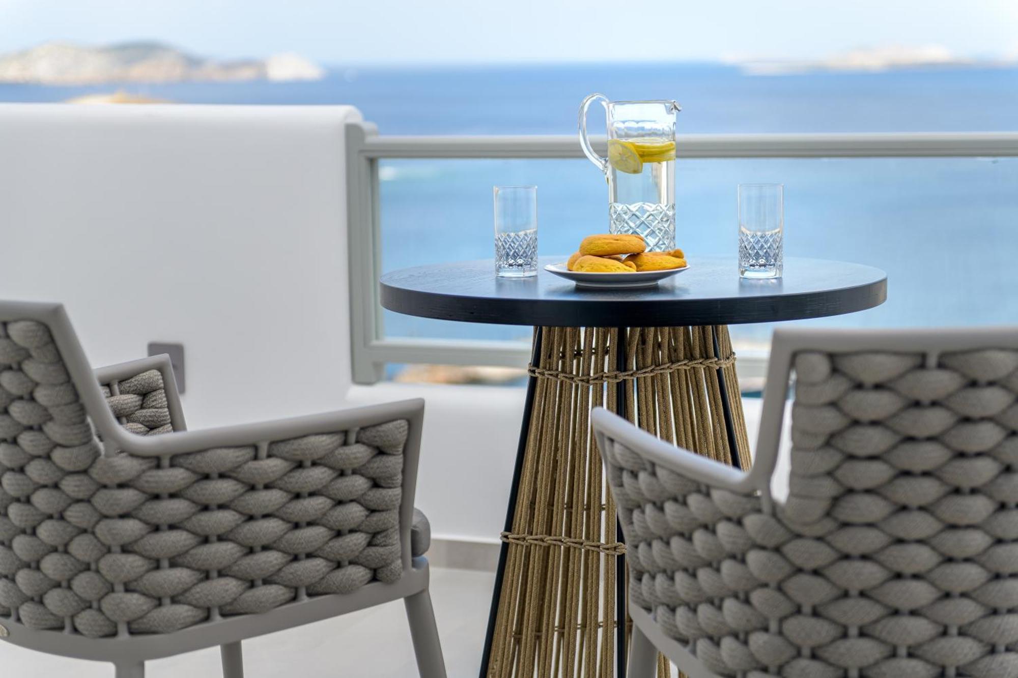 Vivere Luxury Suites Pera Gyalos Esterno foto